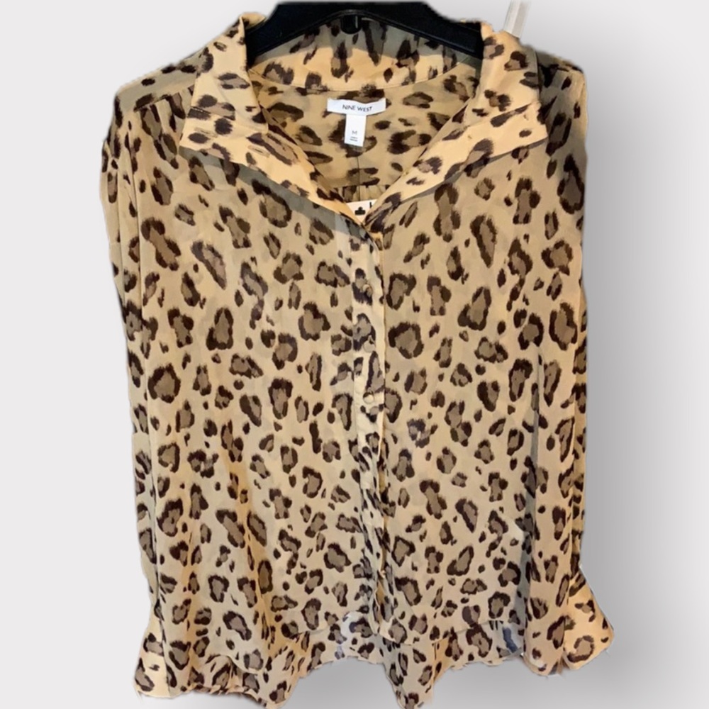 Nine West cheeta print button up blouse